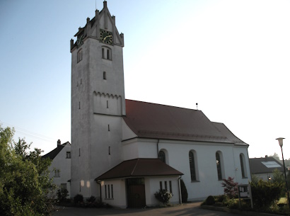 Pfarrkirche St. Blasius im Ortsteil pfingen